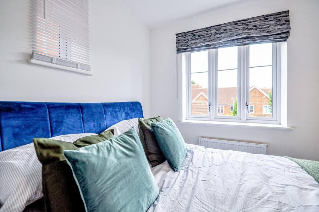 Entire House Sleeps 8 Near The River Thames Maidenhead Esterno foto
