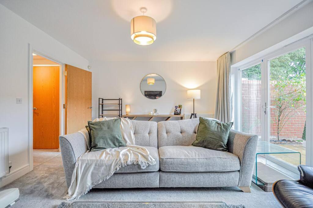 Entire House Sleeps 8 Near The River Thames Maidenhead Esterno foto