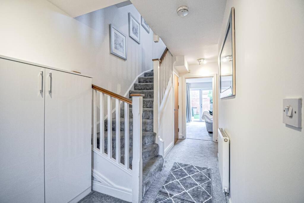 Entire House Sleeps 8 Near The River Thames Maidenhead Esterno foto